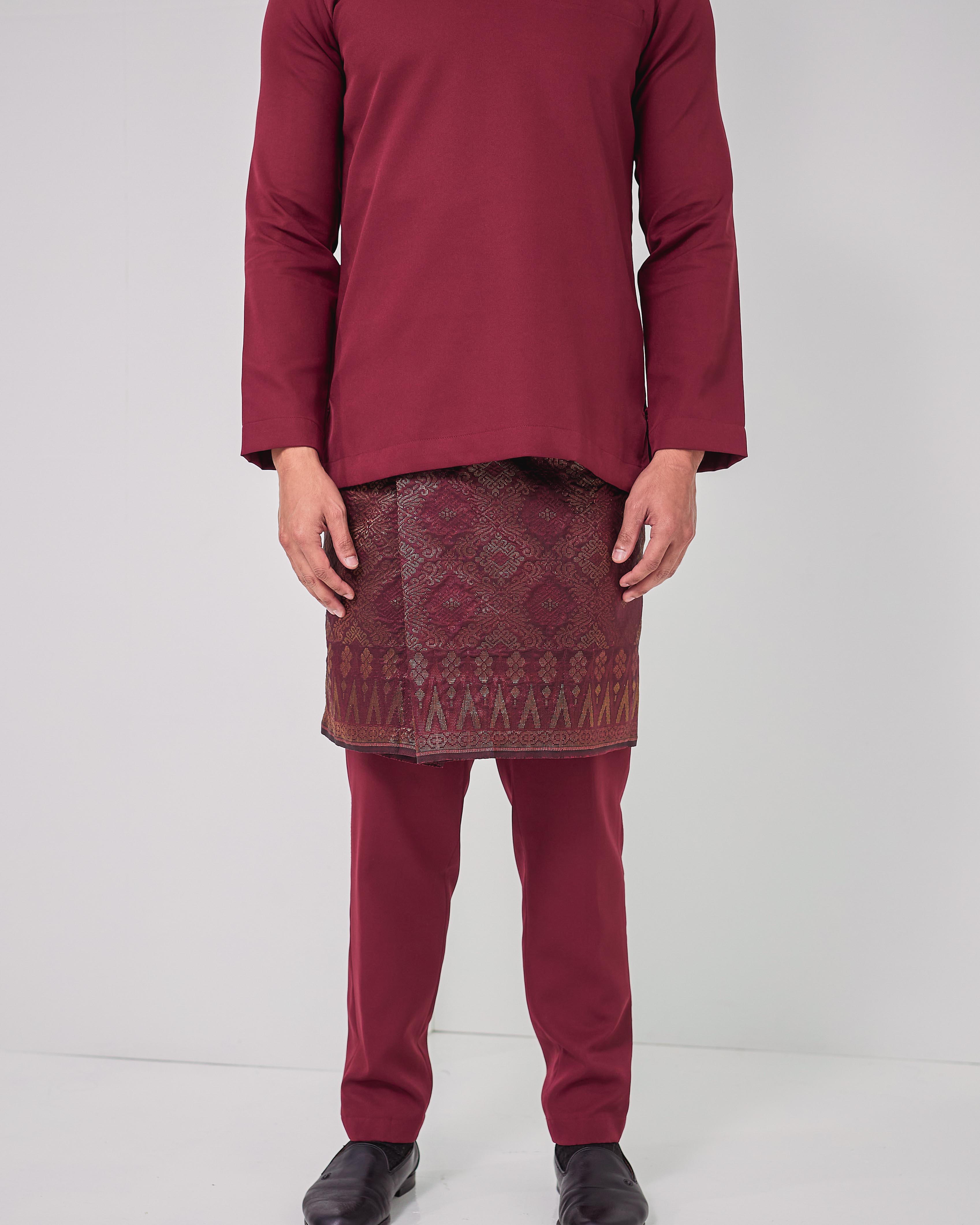 SAMPIN JEBAT IN MAROON